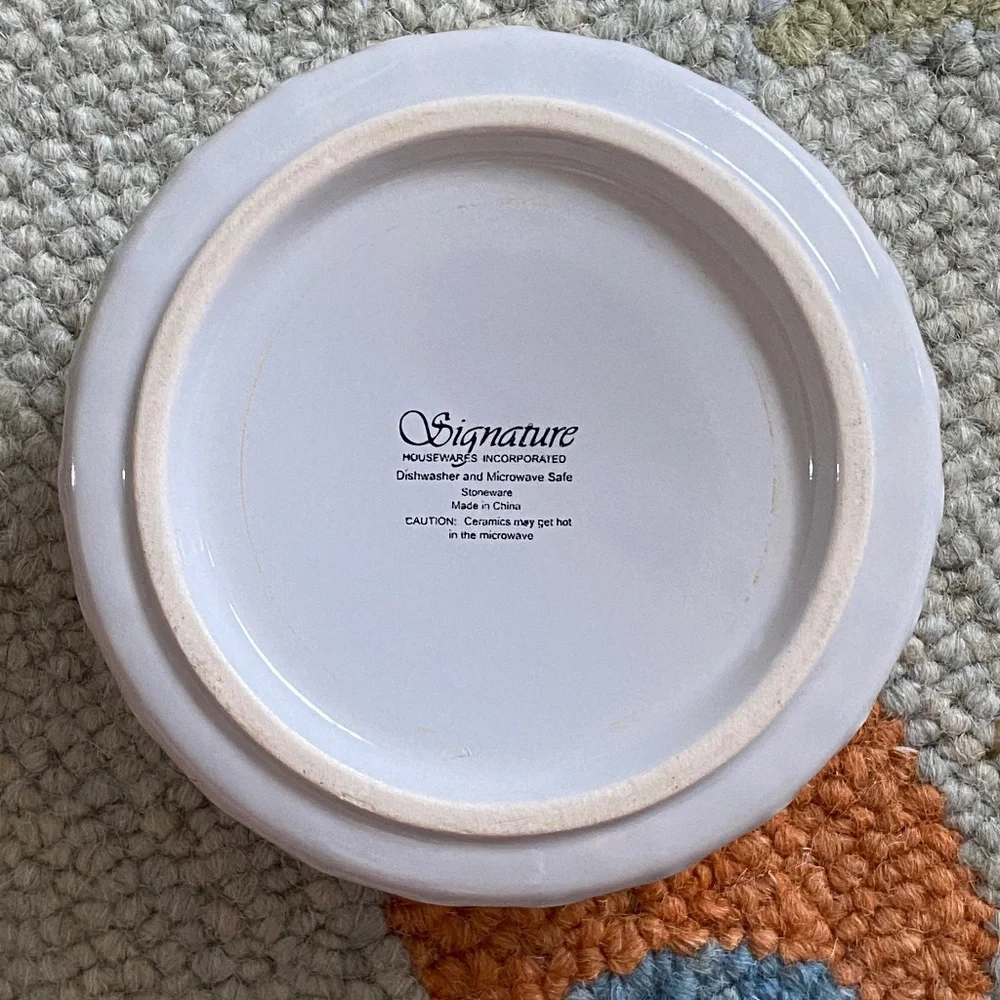 Signature Housewares euc or